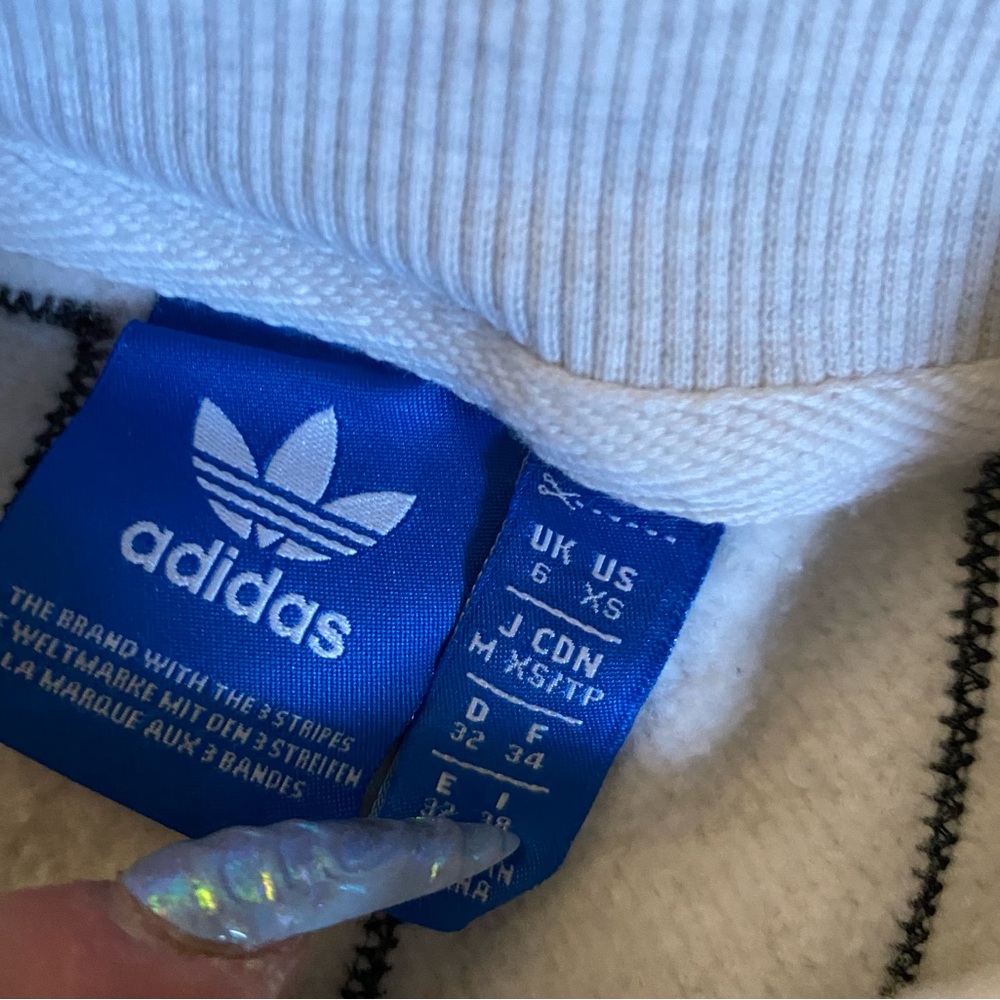 Adidas Block Letter Patchwork Half Sleeve Sweatsh… - image 4